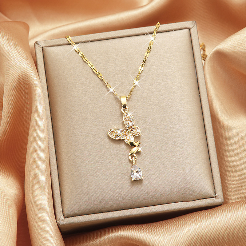 Collar de Acero de Titanio con - Butterfly Clasp Deployant reseña y precio
