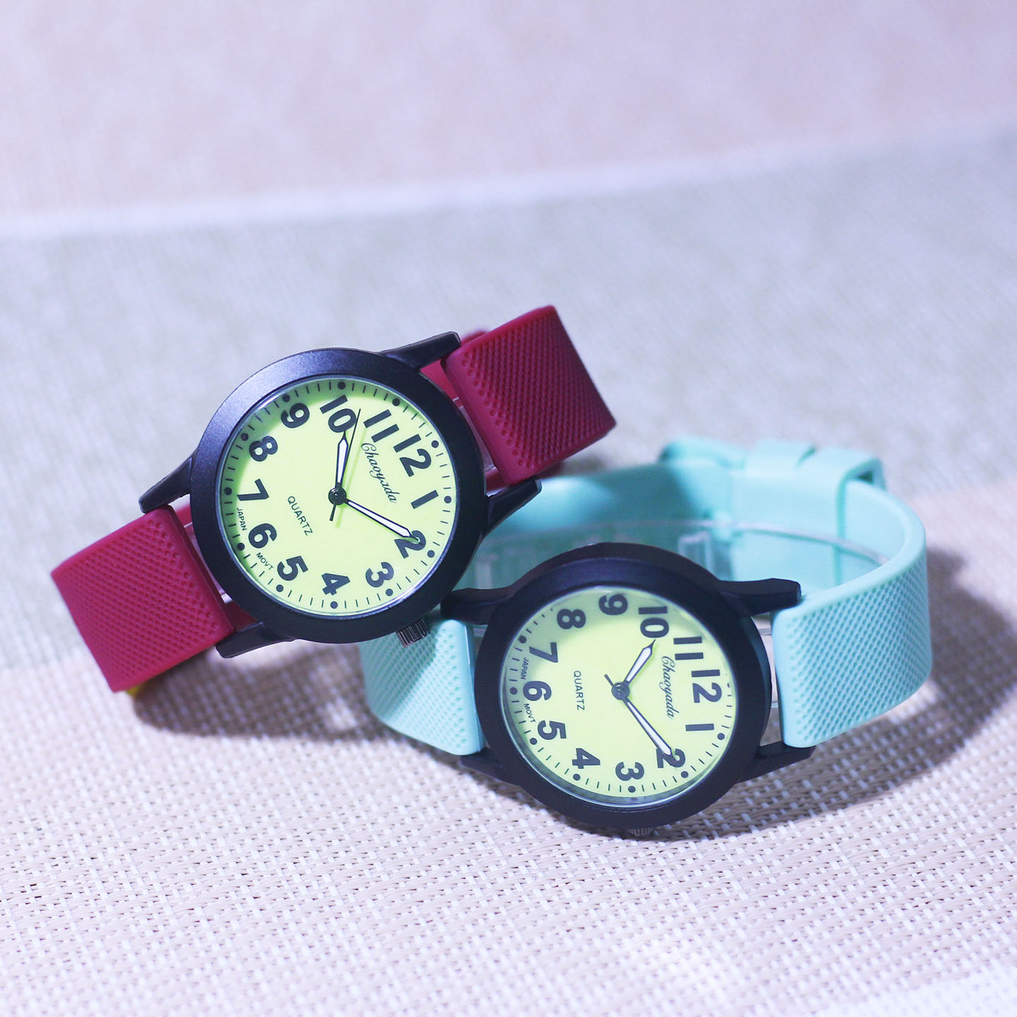 Relojes de cuarzo Chaoyada ele - Silicone Band Women reseña y precio